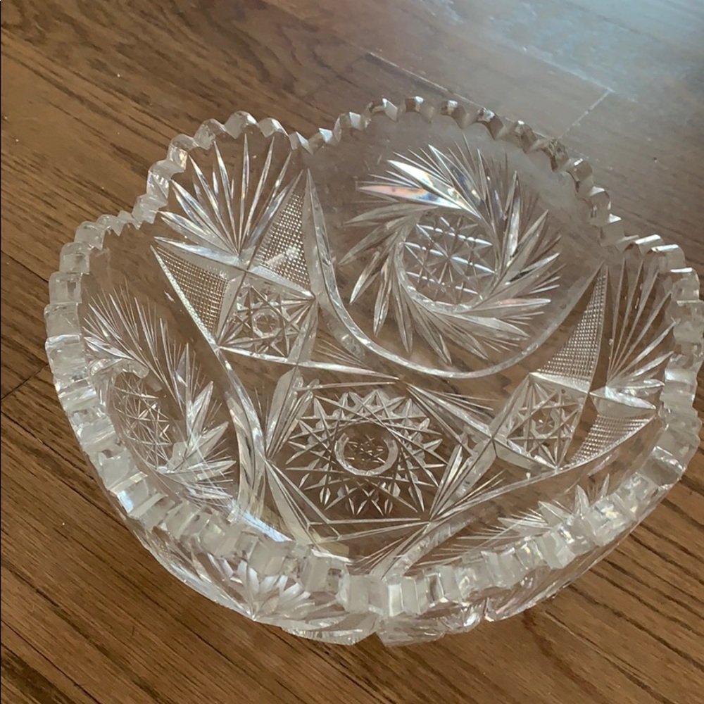 Vintage crystal bowl